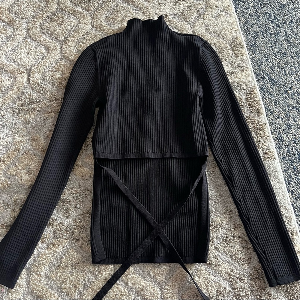 Babaton Rib-knit Mock-neck Longsleeve